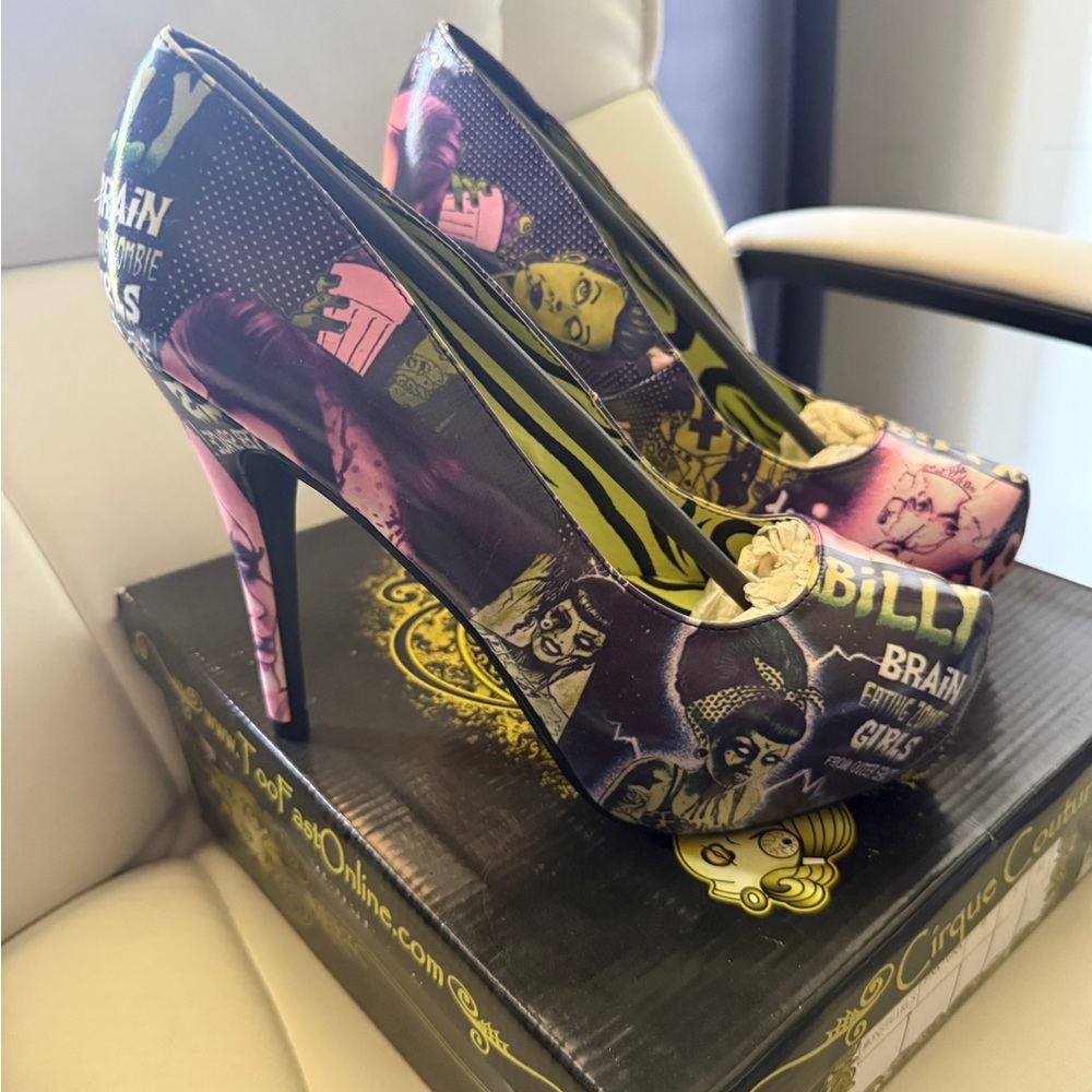 Women's Graphic High Heels